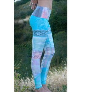 Teeki Tarot Magick leggings sz XS - NEW